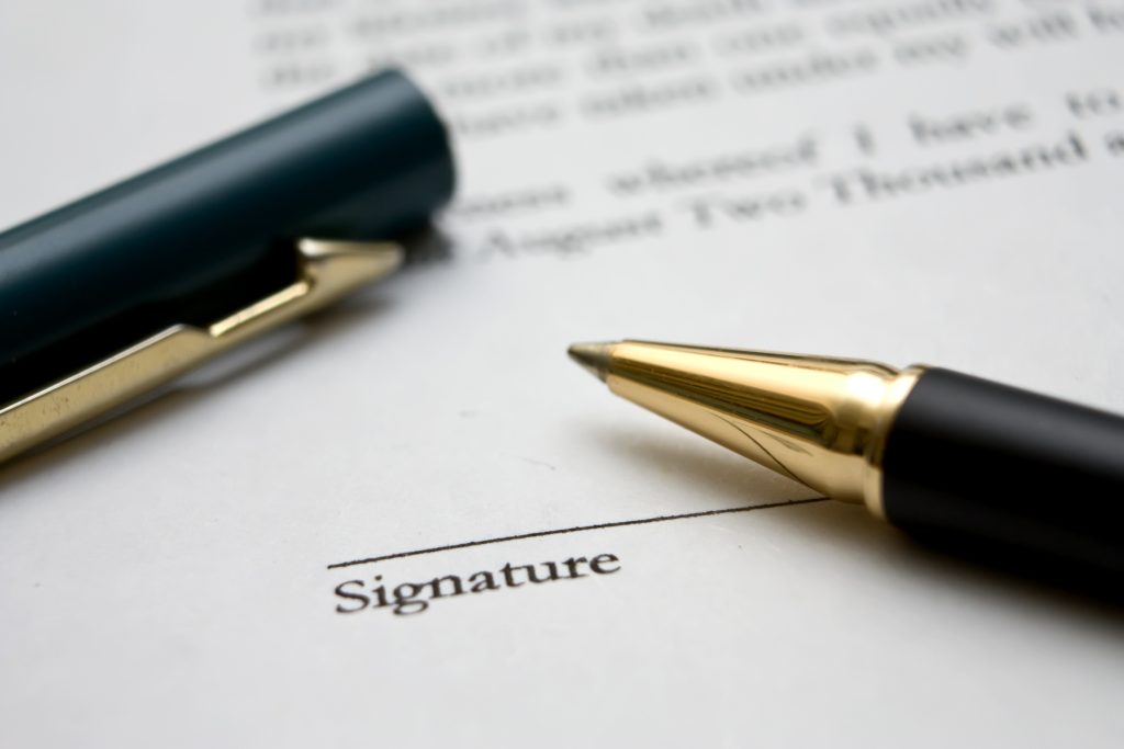 to-sign-a-contract-3-1236622-1024x683